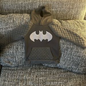 Boy 3T Batman sweatshirt